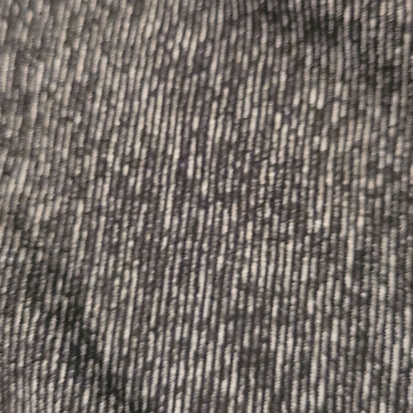 Under Armour black space dyed cropped leggings small - Picture 2 of 12